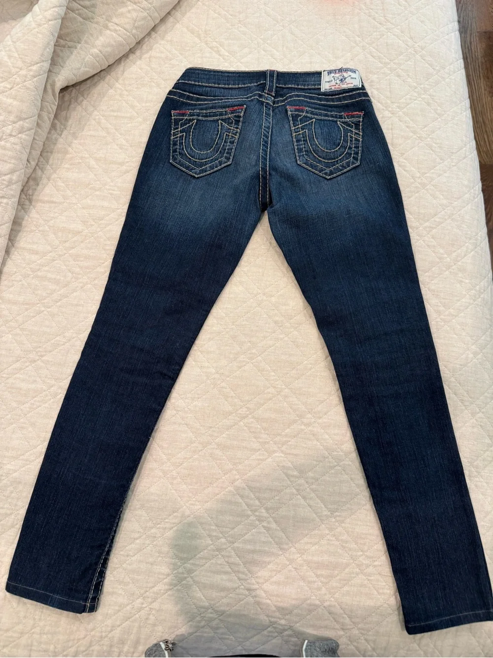 True Religion Dark Wash Women's Skinny Big T  Sz 27